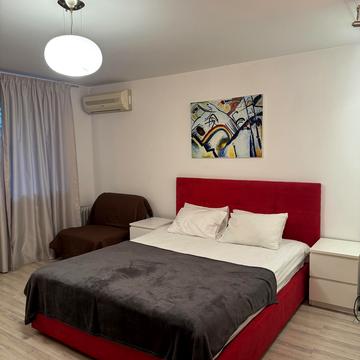 Володимирська вул., 76