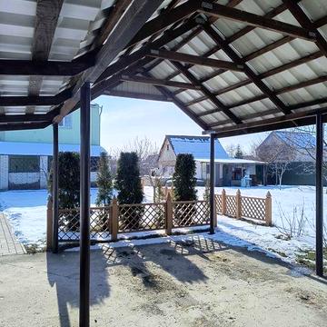 Продається будинок біля річки