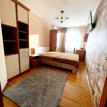 Оренда з є/рем.2кім.кондиціонер,Хоткевича,біля парку.