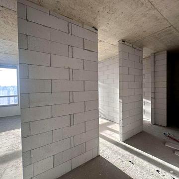 СВІТЛА 2-х кімнатна квартира на 72 м кв, у НОВОБУДОВІ поруч з ЦЕНТРОМ