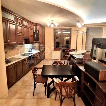 Оренда / Квартира / 115 м2 / вул. Павлівська 18 / Шевченківський район