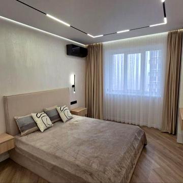 Продається 2х кімнатна квартира з ремонтом в районі ТЦ Майдан