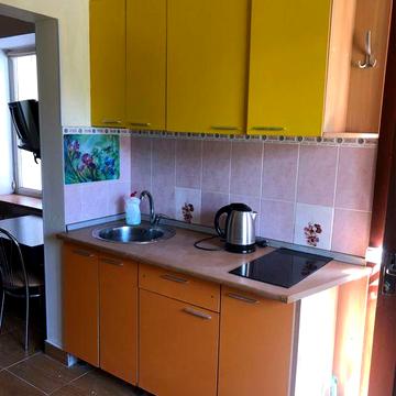 Сдам дом. Фонтанская дорога/7ст.Коммунальные только за свет,паркоместо