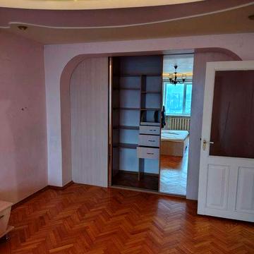 Довженка.14. метро Шулявка. здам 1 кімнатну.