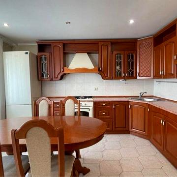 3 кімнатна квартира , в яку можна заіхати вже завтиа