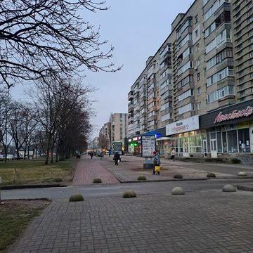 3 кімнатна квартира на початку Харківської біля Мануфактури