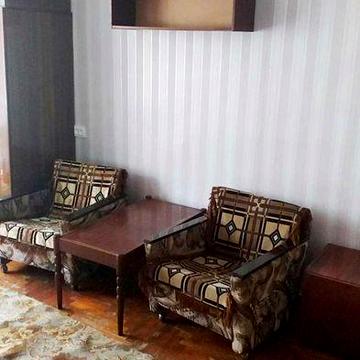 Срочно! Продам 1о комн кв 29м 4эт 5ти ул.Магара, центр Космоса