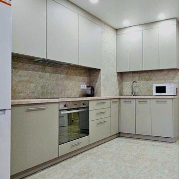 Сдам 2 ком квартиру м Почайна ЖК Навігатор