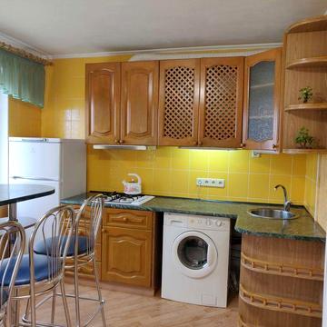 Власник 2х кв м.Дарниця 12 хв. пішки з кап. ремонтом. ЖК Соцгород