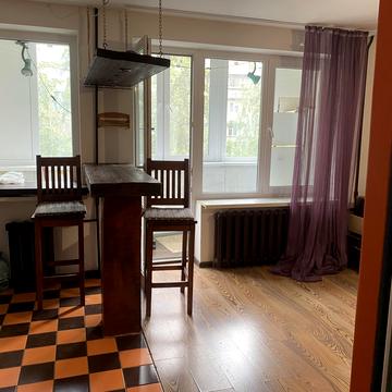 Павла Тичини просп., 9-А