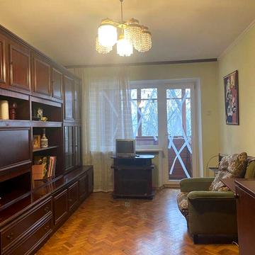 Продам 2-к. квартиру на Павловом Поле