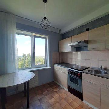 Продаётся 3 комнатная квартира по ул  Василя Сергиенко Хортицкий район