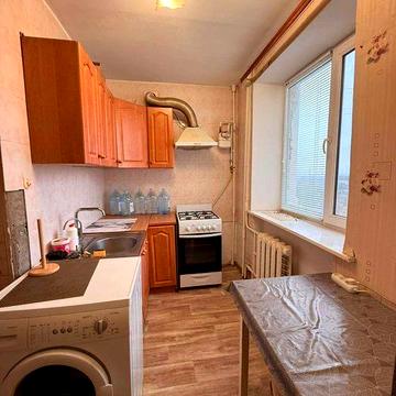 Поступила в продажу 1 комнатная квартира в кирпичном 9-ти