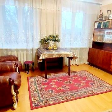 Продам 2-х кв на Макарова(правый берег)