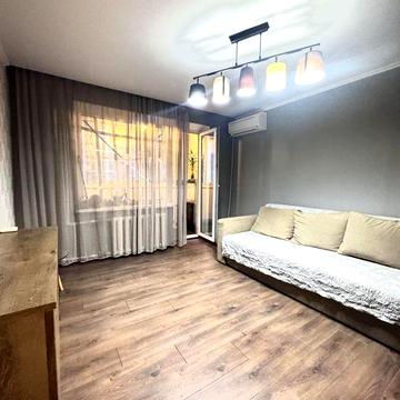 Сдам 2ком кв. Проспект Металургов,Чеботарева