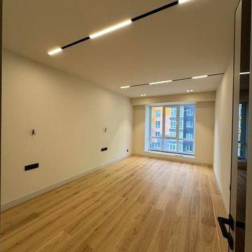 Квартира біля Озера на 4 поверсі ЖК Міленіум