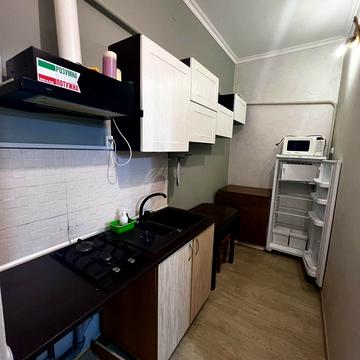 Старокозацька вул. (Комсомольська), 76