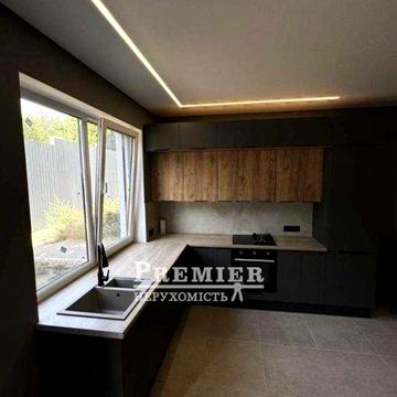 Таунхаус з ремонтом на Таїрова