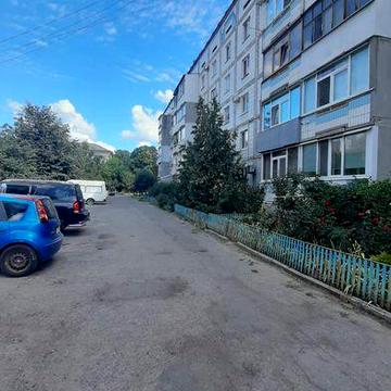 Здам гарну 1кімнатну 50м2,на Браїлках