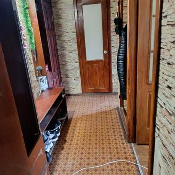 Продається 3-х кімнатна квартира по вулиці Космонавтів