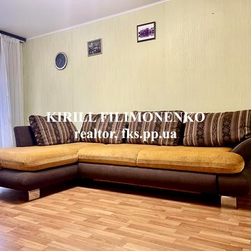 Богдана Хмельницького просп. (Героїв Сталінграда), 20