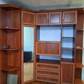 Риэлтор сдаст на длительный срок 3-х комнатную квартиру