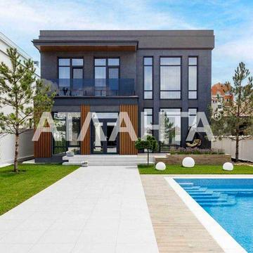 Презентабельный дом в Совиньоне на 7.5 сотках