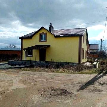 Продам новий двоповерховий будинок