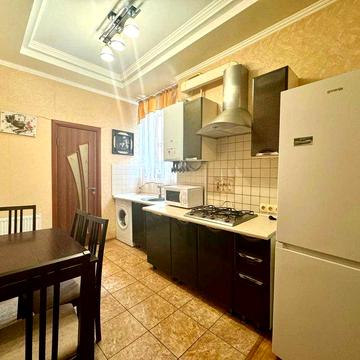 Сдается 2-комнатная квартира в центре города, ул.Садовая