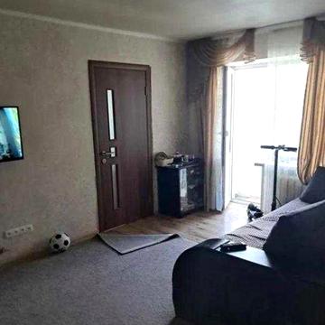 Продам 3комнатную квартиру на Баварии