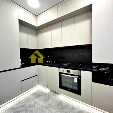 Однокімнатна з ремонтом в новобудові. Меблі+Техніка