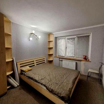 Продам 3-комнатную квартиру на Клочко