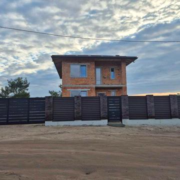 Продаж будинку в передмісті Львова, с. Бірки, 156 кв м, 6 сот