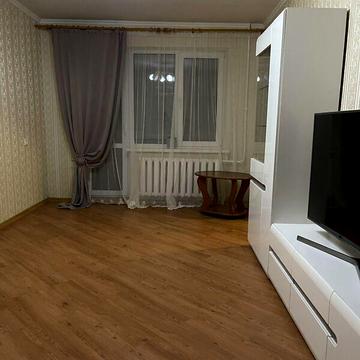 Довгострокова оренда 2к Квартира Ігора Бедзая (Чкалова (Центр)) вулиця