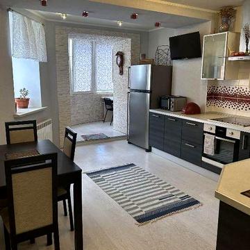 Продам  3 кімн квартиру ЖК  Сонячний  Гв.Широнінців жк сонячний