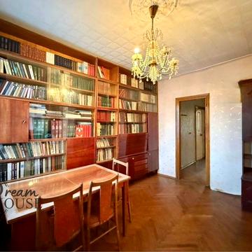 Продаж будинку поруч з лісом