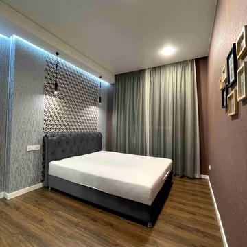 Зоряний бульв., 1