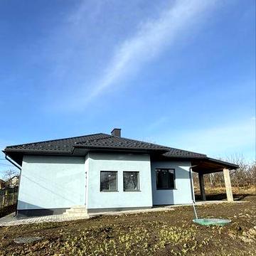 Продаж будинку 117 м², у зручному та спокійному місці. Роща.