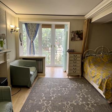 Михайла Омеляновича-Павленка вул. (Суворова), 18/20