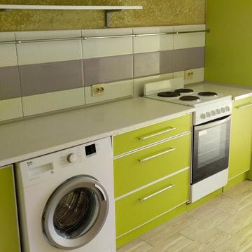 Панаса Мирного вул., 1