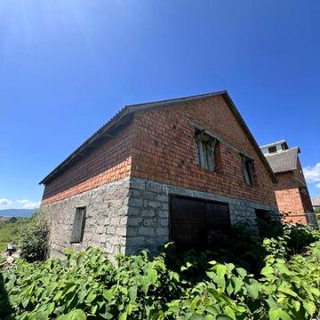 Продається  будинок / Срочно обмін на квартиру або Дом