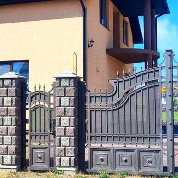 Оренда Будинок 182 кв.м, 11 соток землі, передмістя, з гаражем.