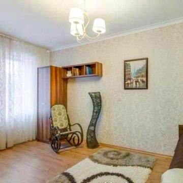 продается 1 комнатная квартира район Коммунального рынка