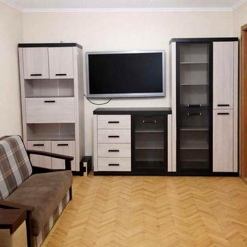 Хотите просыпаться с видом на озеро Солнечное? Ревуцкого 4