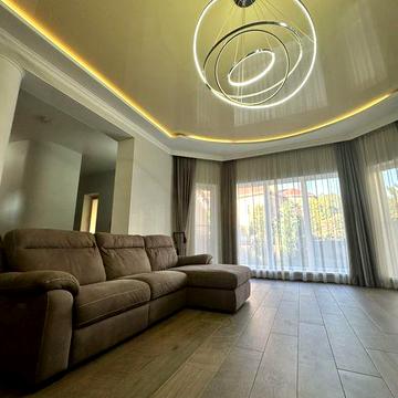 Аренда дома в Аркадии, Каманина , Литературная