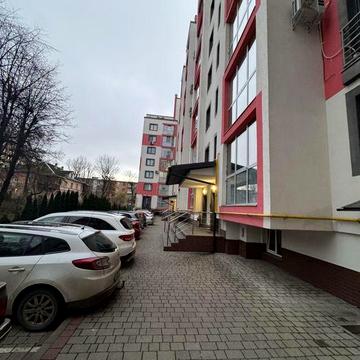 Оренда трьохкімнатної квартири у ближньому центрі 86м2