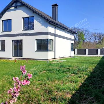 Війська Запорозького вул. (Спартака), 1