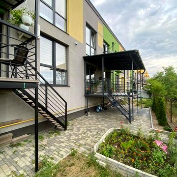 Гімназійна