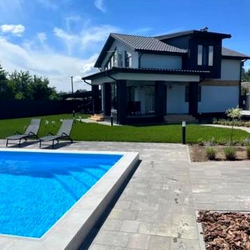 центральна