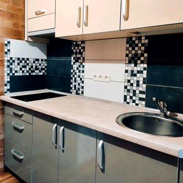 Сдам реальную гостинку на 1м этаже на Гагарина в Новострое, 4800 грн.